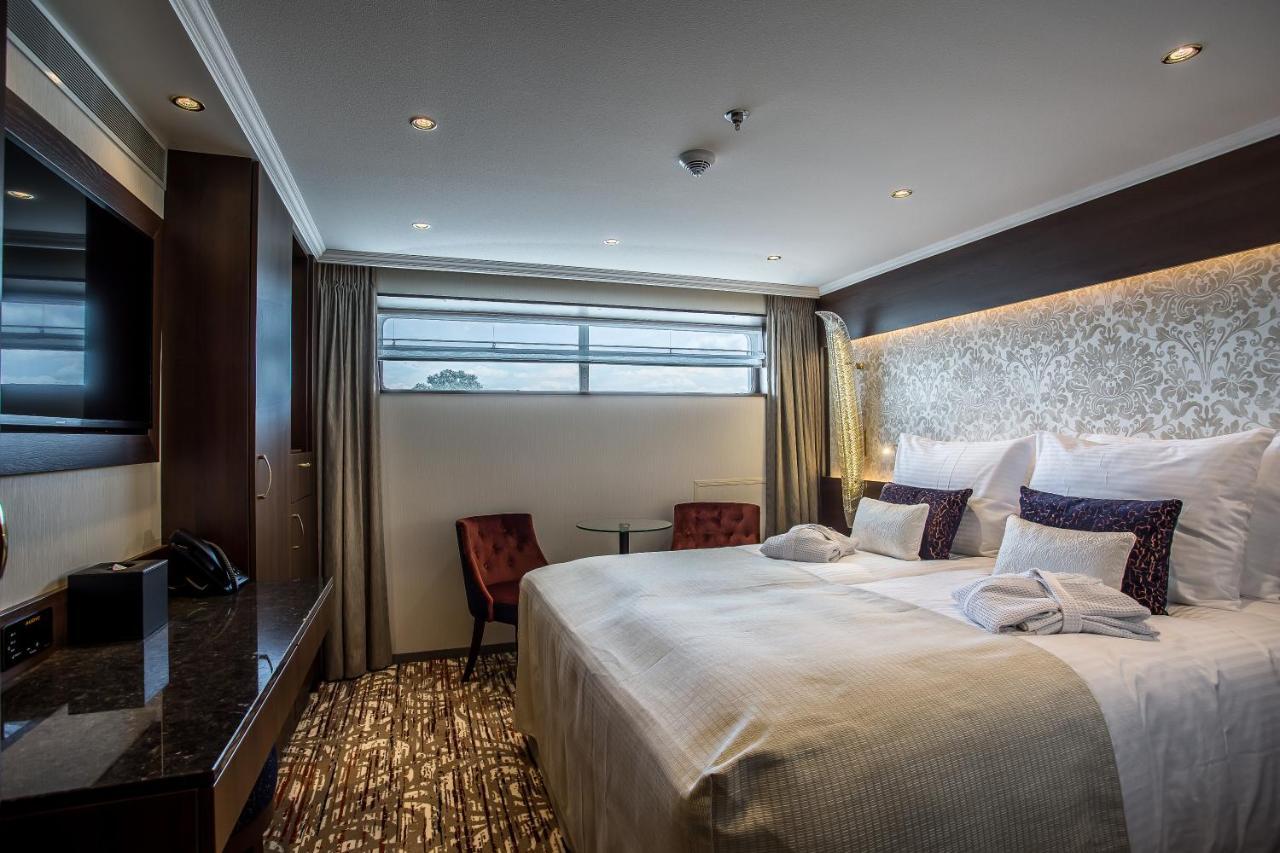 Viva Riverside Altstadt Duesseldorf Экстерьер фото